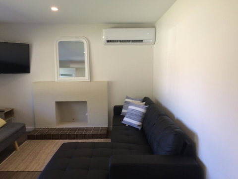 Golden Hill Cottage - Accommodation Kalgoorlie 13