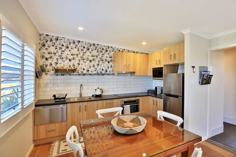 Jervis Bay Beach Shack I Pet Friendly - Accommodation Kalgoorlie 3