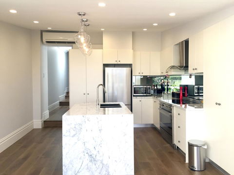 Luxury House In Bondi Junction - Accommodation Kalgoorlie 2
