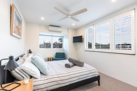 Nobbs Â· Executive 2 Storey Sydney Apartment With Pool - Accommodation Kalgoorlie 6