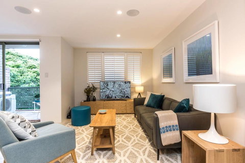 Nobbs Â· Executive 2 Storey Sydney Apartment With Pool - Accommodation Kalgoorlie 0