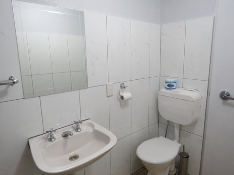 Newtown Cozy Stays - Accommodation Kalgoorlie 3