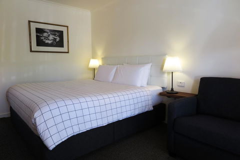 Summerhill Motor Inn - Accommodation Kalgoorlie 1