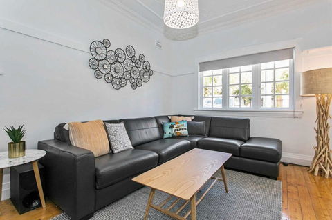 Seaspray - Manly Beach Apartment Close To The Sand - Accommodation Kalgoorlie 5
