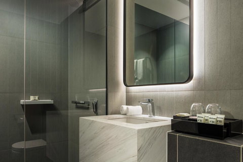 West Hotel Sydney, Curio Collection By Hilton - Accommodation Kalgoorlie 4