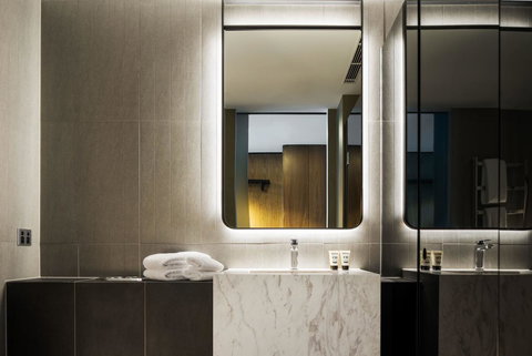 West Hotel Sydney, Curio Collection By Hilton - Accommodation Kalgoorlie 8