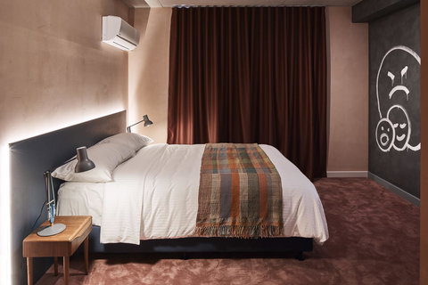 The Collectionist Newtown - Accommodation Kalgoorlie 24