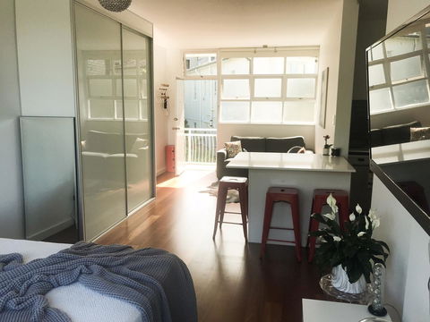 Woollahra Gem, Spectacular Views And Garden Paradise - Accommodation Kalgoorlie 14