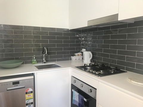 Woollahra Gem, Spectacular Views And Garden Paradise - Accommodation Kalgoorlie 9