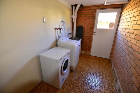 City Centre Apartments - Accommodation Kalgoorlie 3