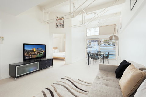 Waterfront Apartment On Sydney Harbour - Accommodation Kalgoorlie 1
