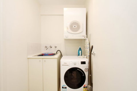 Waterfront Apartment On Sydney Harbour - Accommodation Kalgoorlie 9