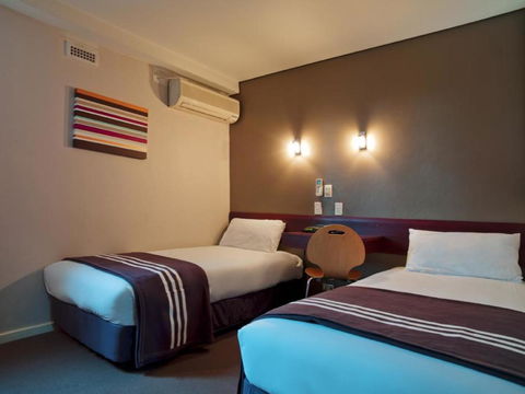 Hotel Hacienda - Accommodation Kalgoorlie 14