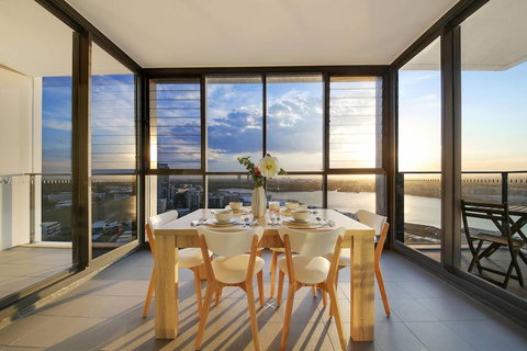 Stunning Sunset Water View 2BEDs On High Rises - Accommodation Kalgoorlie 15