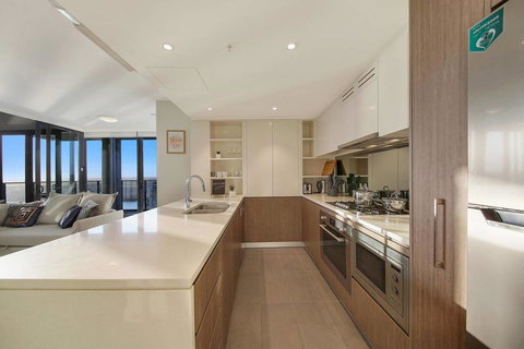 Stunning Sunset Water View 2BEDs On High Rises - Accommodation Kalgoorlie 11