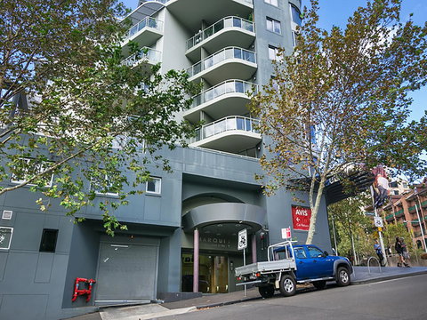 Lower Bridge And Sails - Executive 2BR Darlinghurst Apartment With Balcony And Rooftop Views - Accommodation Kalgoorlie 14