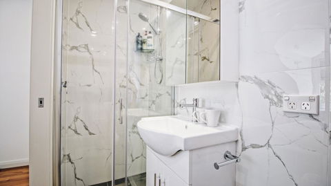 Cozy 5 Bed House In Sydney - Accommodation Kalgoorlie 16