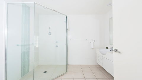 Pacific Blue, Salamander Bay - Accommodation Kalgoorlie 17