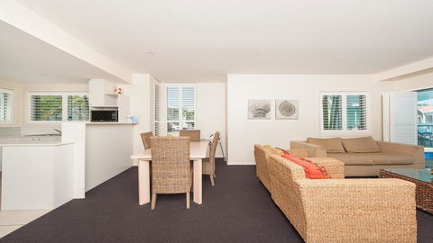 Pacific Blue, Salamander Bay - Accommodation Kalgoorlie 33