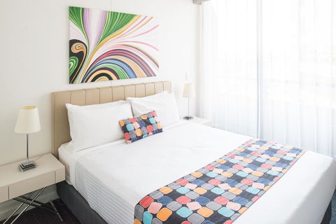 Seasons Harbour Plaza - Accommodation Kalgoorlie 0
