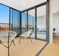 Brand New 3 Bedrooms Apt with Waterfront View - Accommodation Kalgoorlie