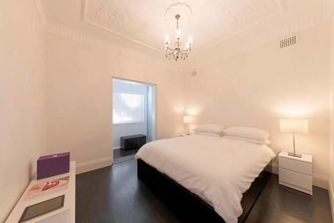 BONDI BEACH PRIME 1 Bedroom + Sunroom - Accommodation Kalgoorlie 2