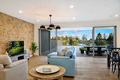 Belle Vue- Penthouse At Black Beach - Accommodation Kalgoorlie 1