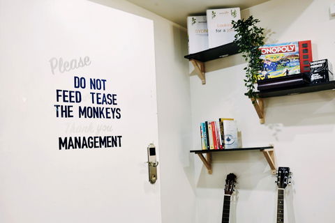 Mad Monkey Broadway - Accommodation Kalgoorlie 11
