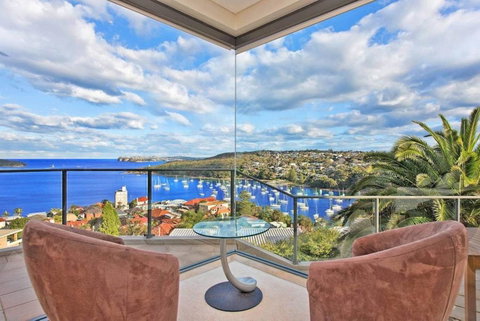 STUNNING MANLY VIEWS - Accommodation Kalgoorlie 0