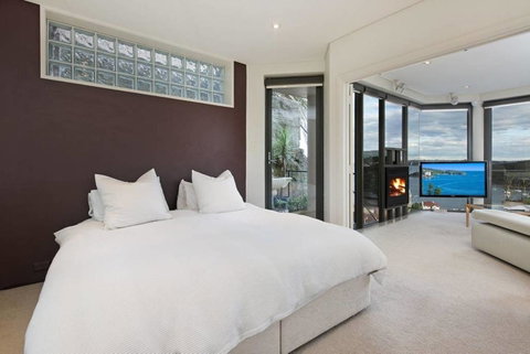 STUNNING MANLY VIEWS - Accommodation Kalgoorlie 7