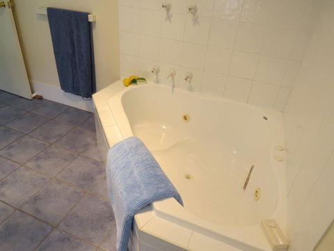 BlueWater Apartments - Accommodation Kalgoorlie 21