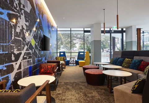 Holiday Inn Express Newcastle, An IHG Hotel - Accommodation Kalgoorlie 4
