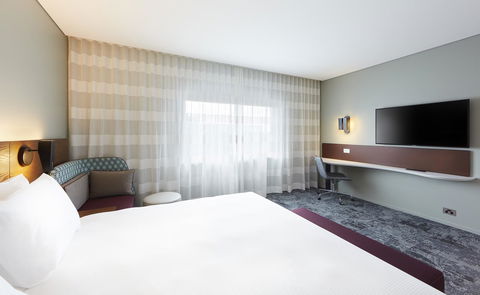 Holiday Inn Express Newcastle, An IHG Hotel - Accommodation Kalgoorlie 24