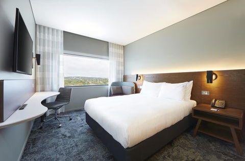 Holiday Inn Express Newcastle, An IHG Hotel - Accommodation Kalgoorlie 14