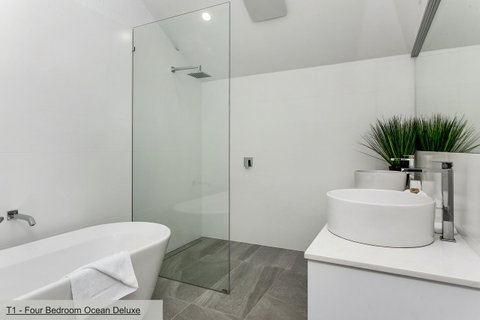 The Terraces Main Beach - Accommodation Kalgoorlie 42