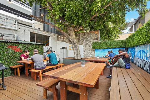 Summer House Kings Cross - Accommodation Kalgoorlie 0