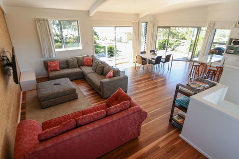 Valla's Beach House - Accommodation Kalgoorlie 9