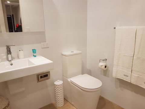 Arena Luxury Beachfront Apartment - Accommodation Kalgoorlie 30