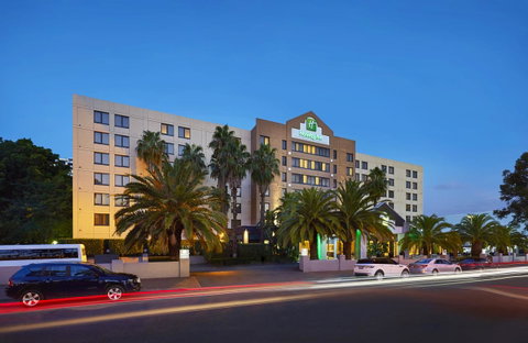 Holiday Inn Parramatta, An IHG Hotel - Accommodation Kalgoorlie 9