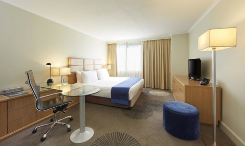 Holiday Inn Parramatta, An IHG Hotel - Accommodation Kalgoorlie 5