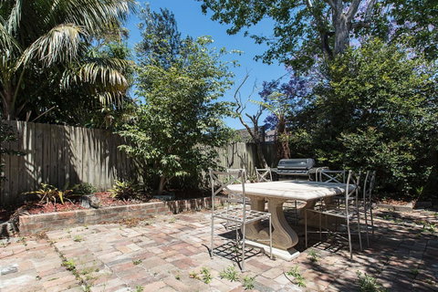 Elegant Family Home Close To Harbour And Views - Accommodation Kalgoorlie 14