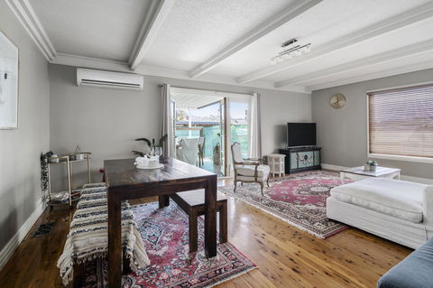 The Spa Cottage With HotTub, Netflix & Stan - Accommodation Kalgoorlie 23
