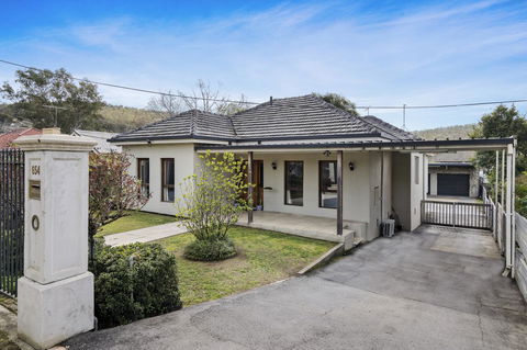 The Spa Cottage With HotTub, Netflix & Stan - Accommodation Kalgoorlie 20
