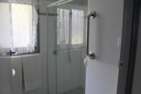 Ducati\'s B And B - Accommodation Kalgoorlie 10