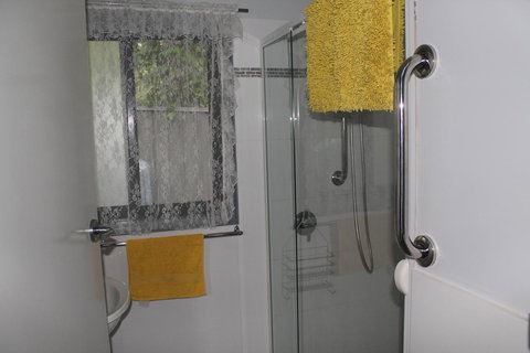 Ducati\'s B And B - Accommodation Kalgoorlie 14