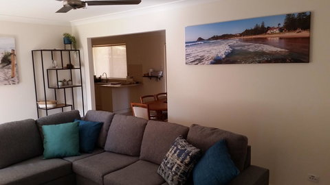 Twin Palms Holiday House At Lighthouse - Accommodation Kalgoorlie 9