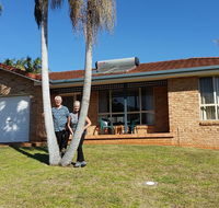 Twin Palms Holiday House at Lighthouse - Accommodation Kalgoorlie