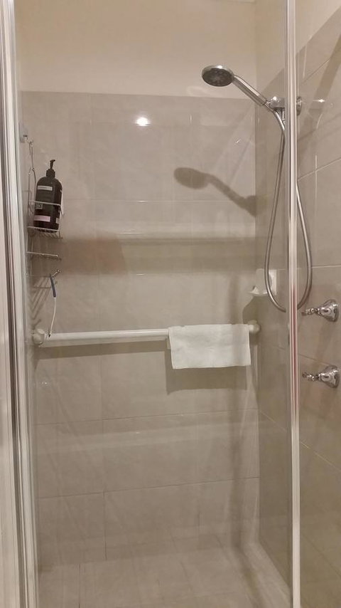 Twin Palms Holiday House At Lighthouse - Accommodation Kalgoorlie 13