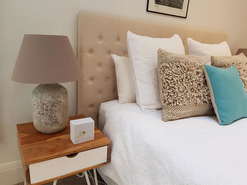 Private Room - Luxury Mosman Home - Accommodation Kalgoorlie 14