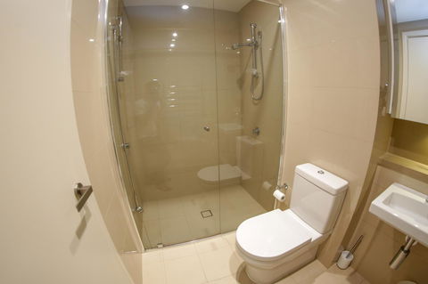 Olympic Park Sunshine 2 Bedrooms Apts With Private Parking - Accommodation Kalgoorlie 18